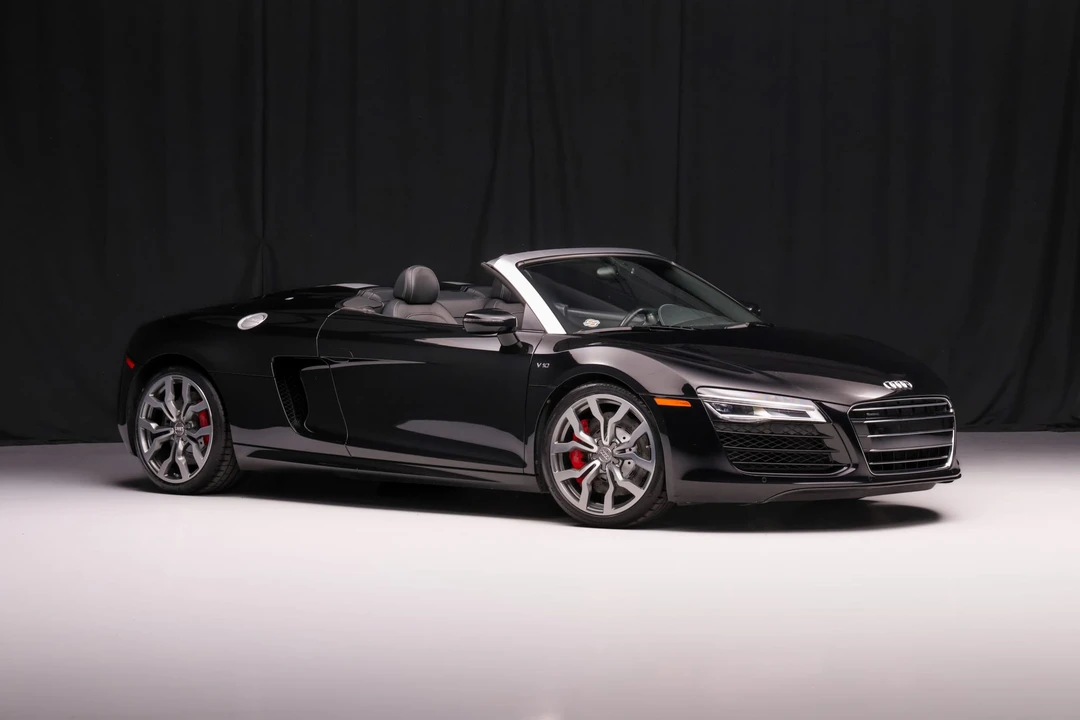 2015 Audi 42 R8 - Image 9 of 31