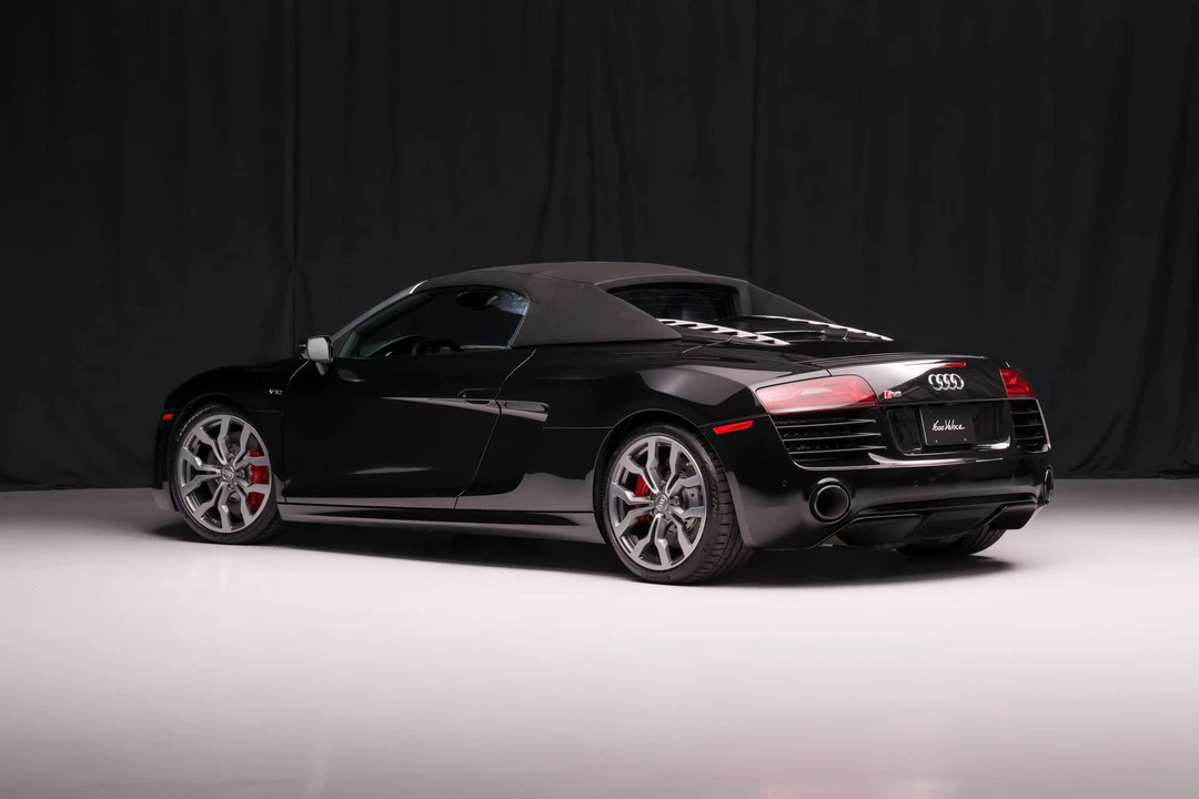 2015 Audi 42 R8 - Image 12 of 31