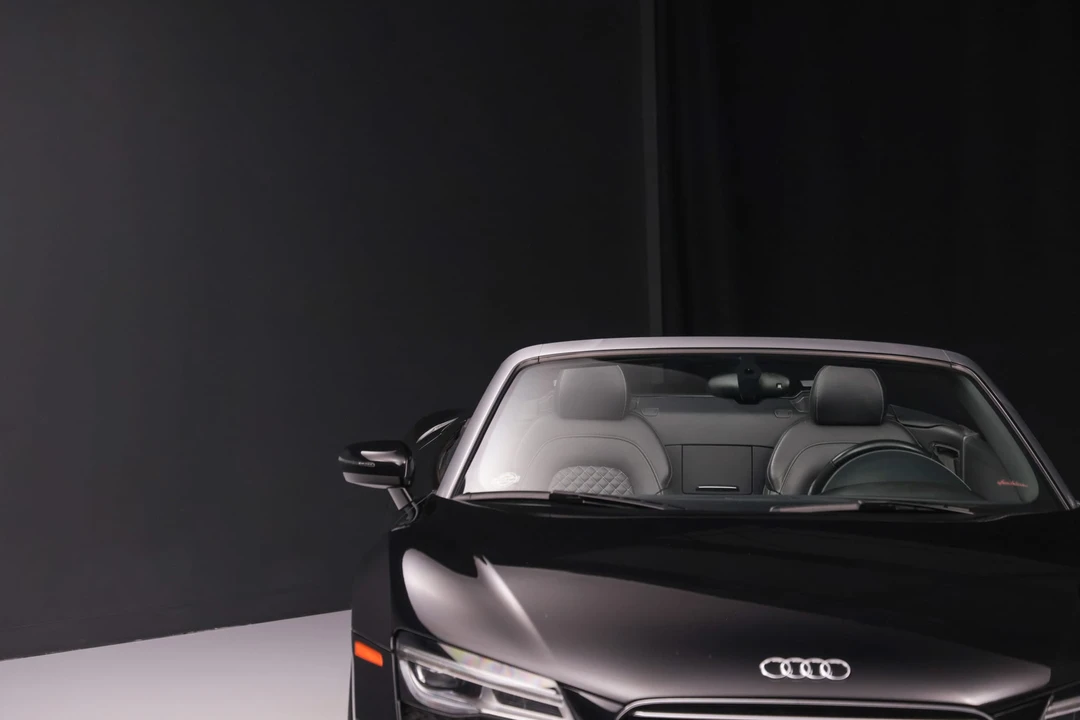 2015 Audi 42 R8 - Image 13 of 31
