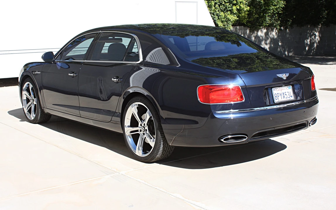 2015 Bentley Continental Flying Spur - Image 24 of 31