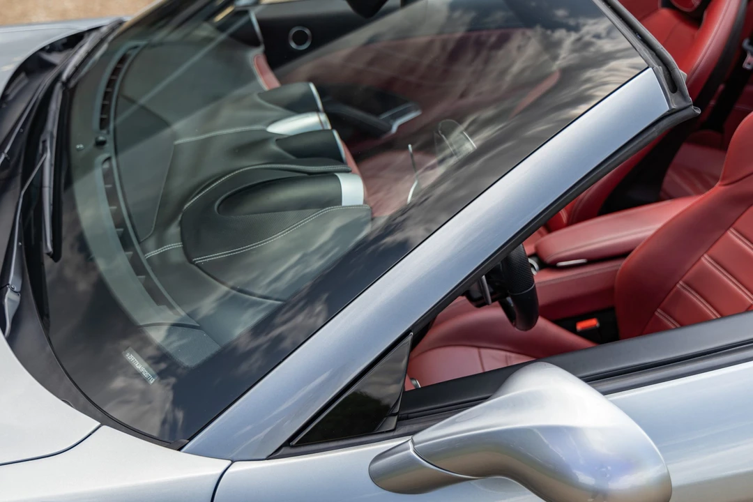 2015 Ferrari California T - Image 23 of 31