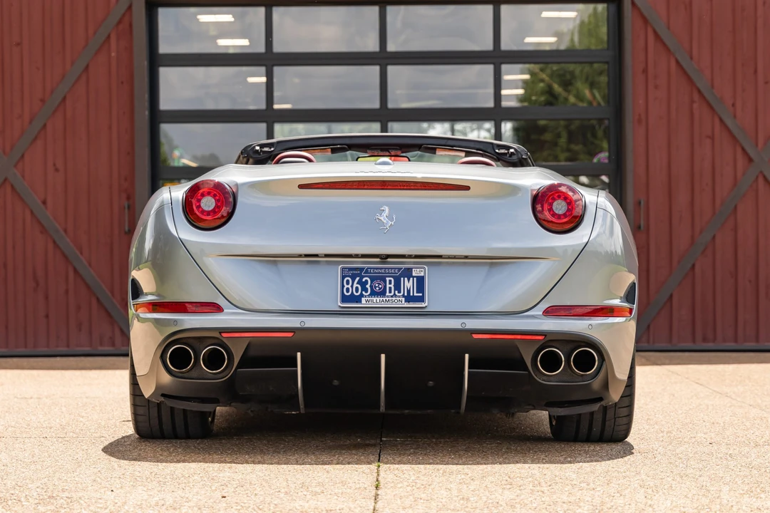 2015 Ferrari California T - Image 7 of 31