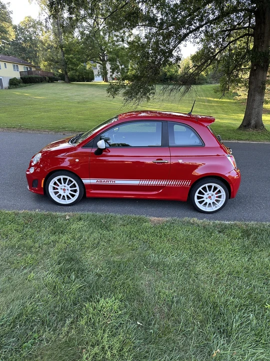 2015 Fiat Abarth 500 - Image 4 of 31