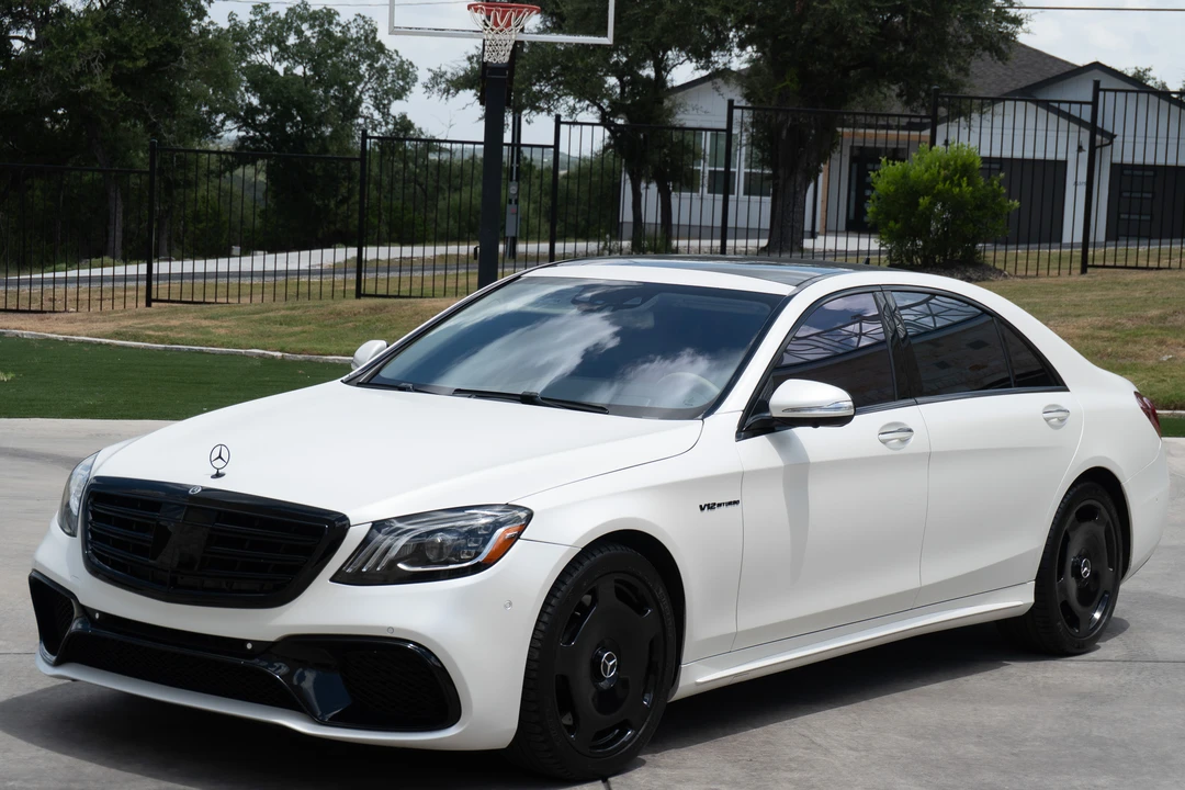 2015 Mercedes-Benz W222 S 63 & S 65 AMG - Image 4 of 31