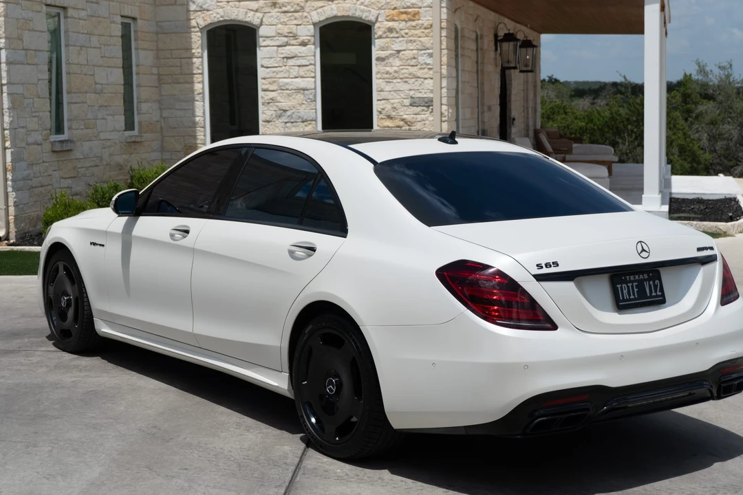 2015 Mercedes-Benz W222 S 63 & S 65 AMG - Image 8 of 31