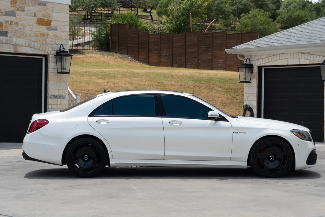 2015 Mercedes-Benz W222 S 63 & S 65 AMG - Image 15 of 31