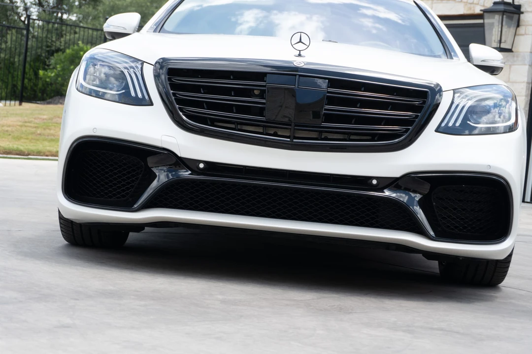 2015 Mercedes-Benz W222 S 63 & S 65 AMG - Image 27 of 31