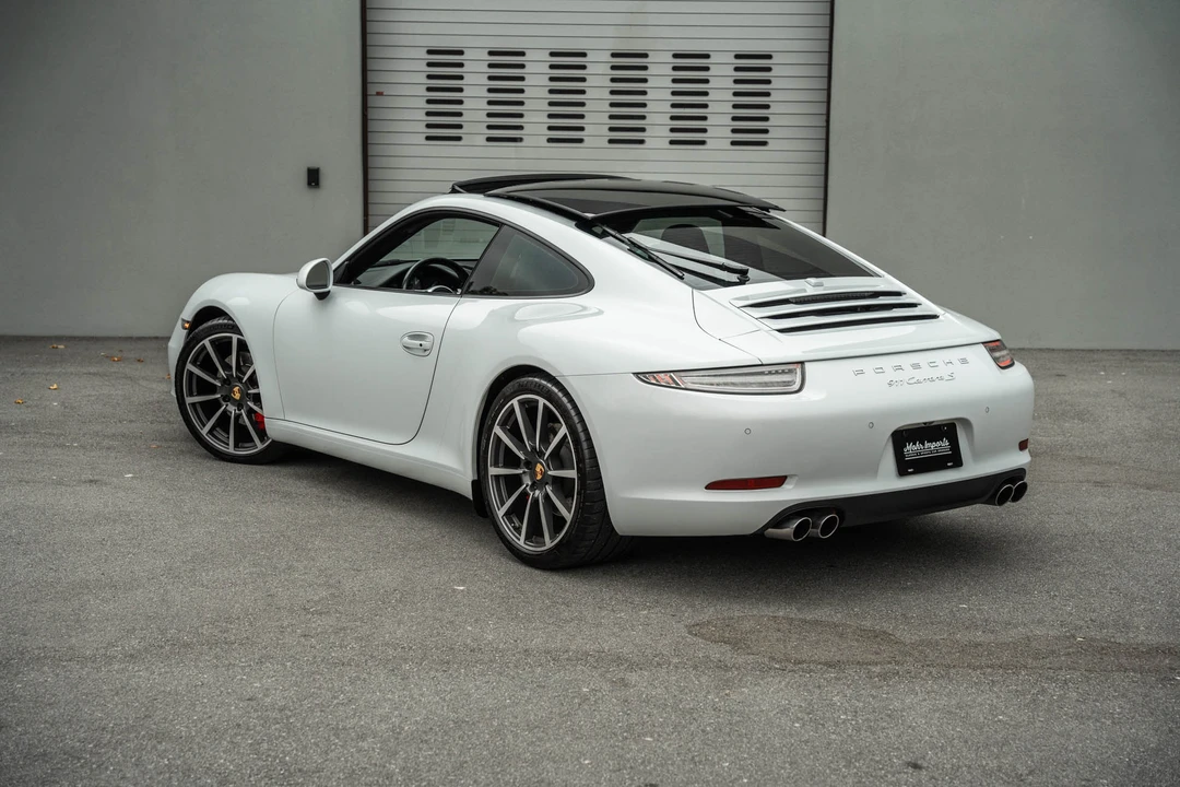 2015 Porsche 991 Carrera S - Image 18 of 31