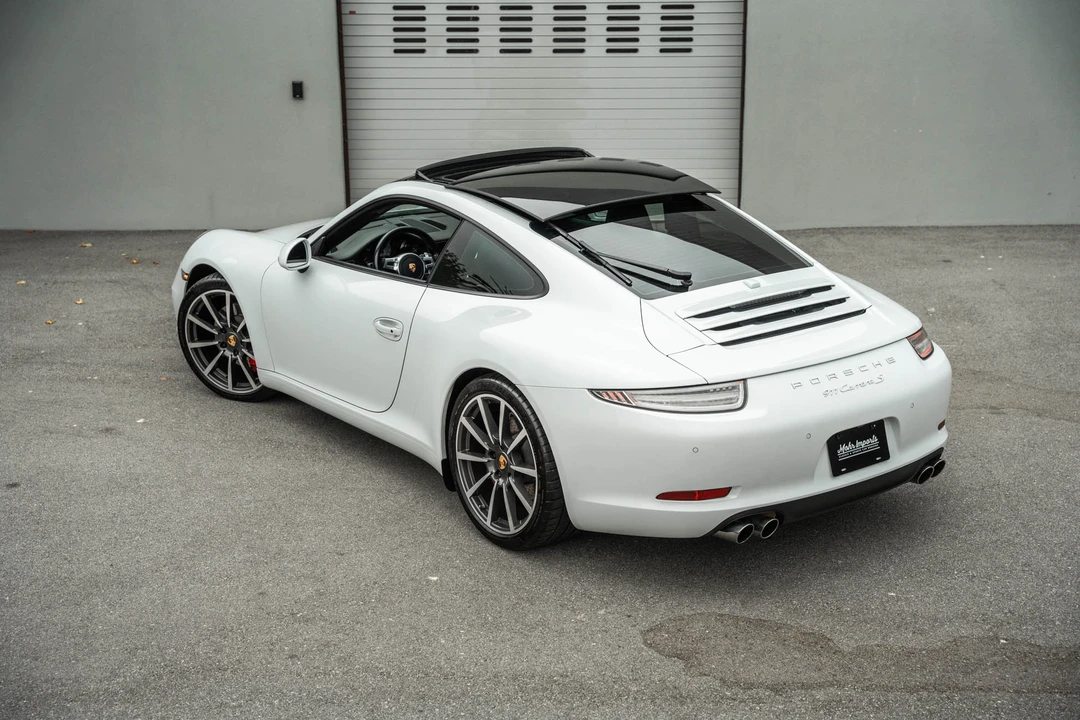 2015 Porsche 991 Carrera S - Image 17 of 31