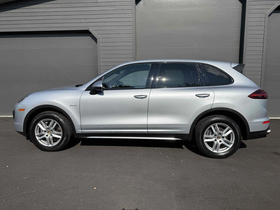 2015 Porsche 958 Cayenne Diesel - Image 16 of 31