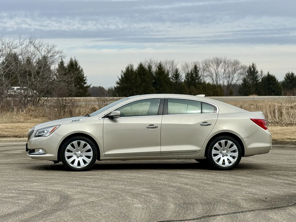 2016 Buick LaCrosse - Image 8 of 31
