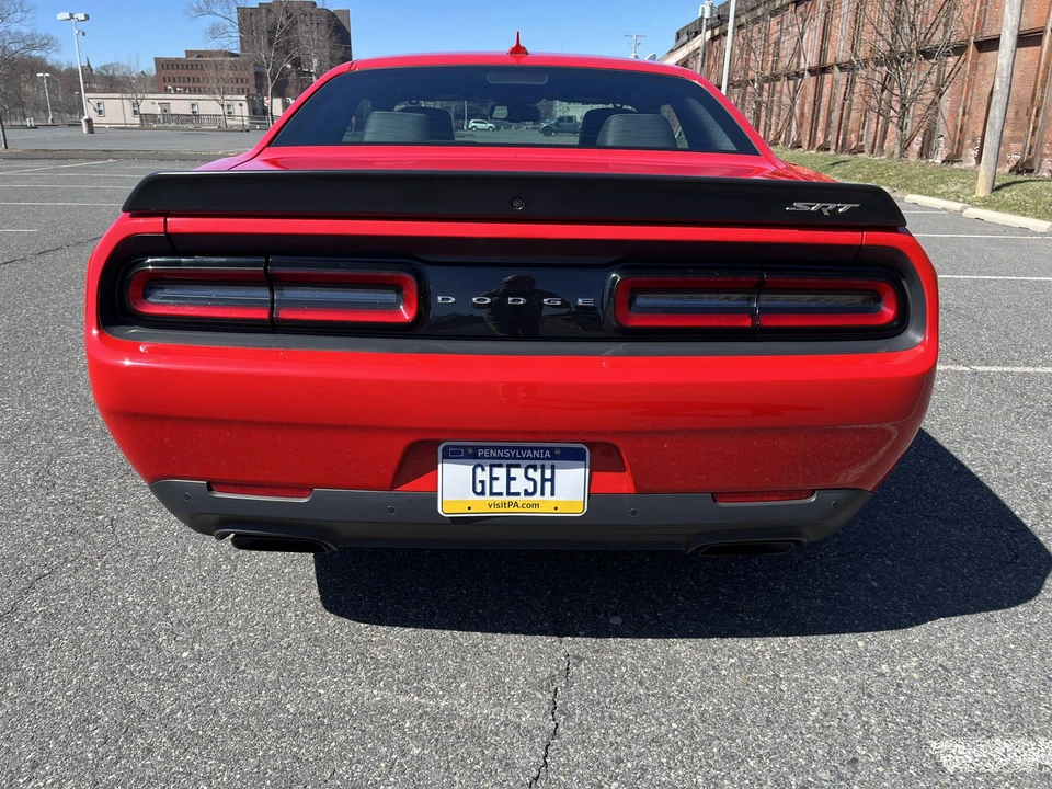 2016 Dodge Challenger SRT Hellcat 3rd Gen - Image 6 of 31