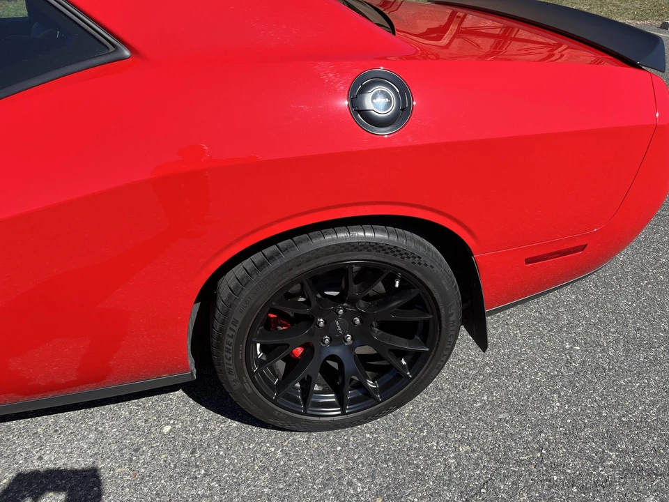 2016 Dodge Challenger SRT Hellcat 3rd Gen - Image 8 of 31
