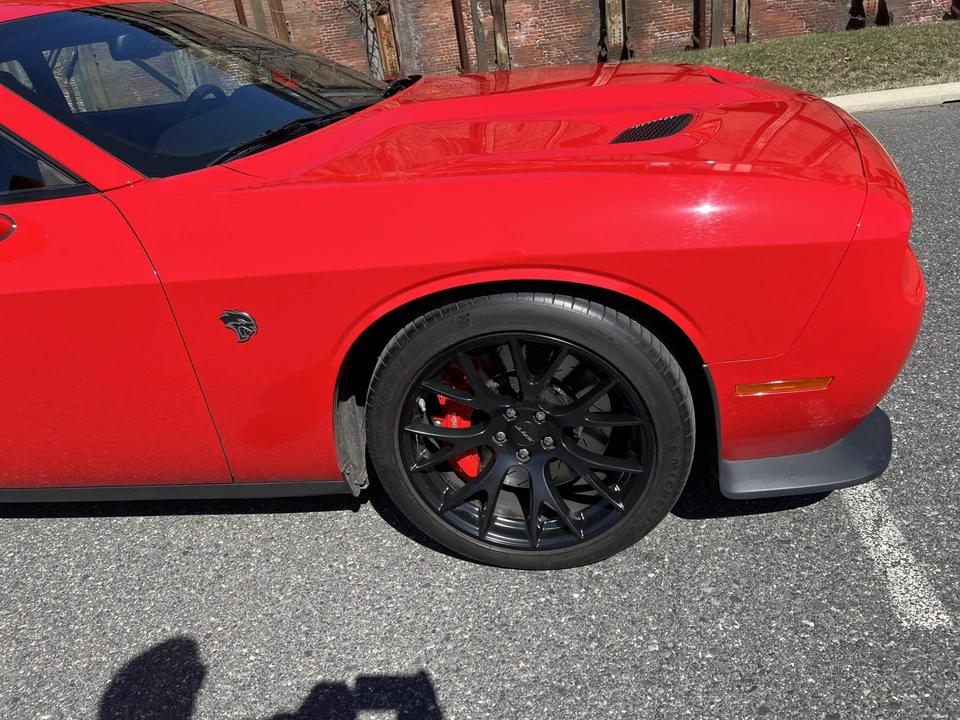 2016 Dodge Challenger SRT Hellcat 3rd Gen - Image 12 of 31