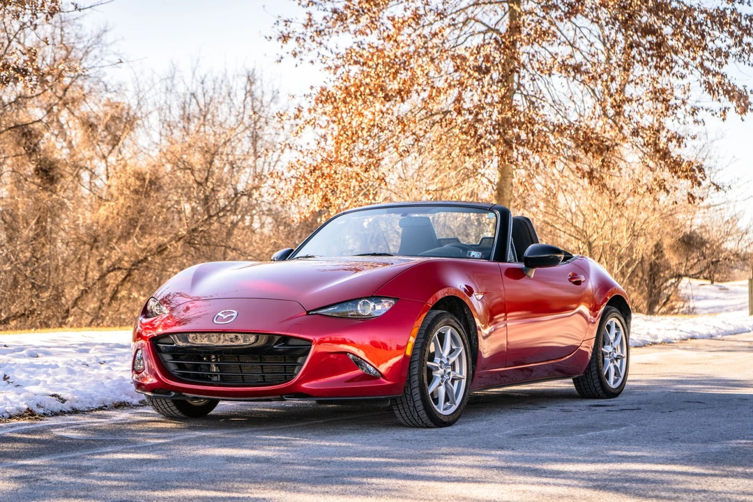2016 Mazda ND MX-5 Miata - Image 2 of 31