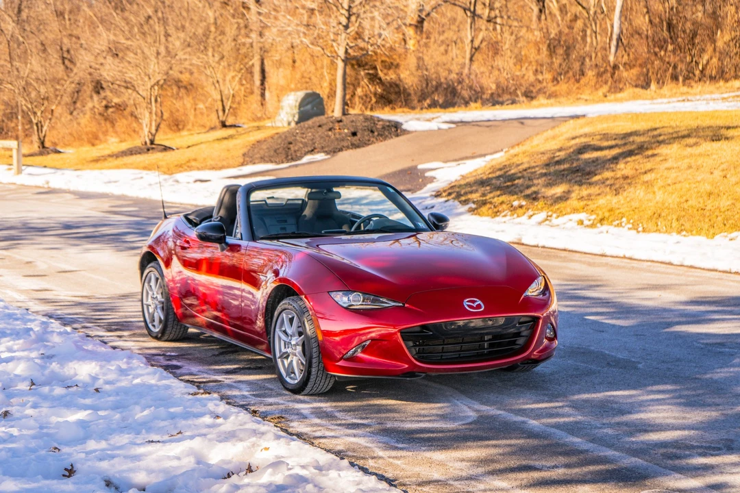 2016 Mazda ND MX-5 Miata - Image 8 of 31
