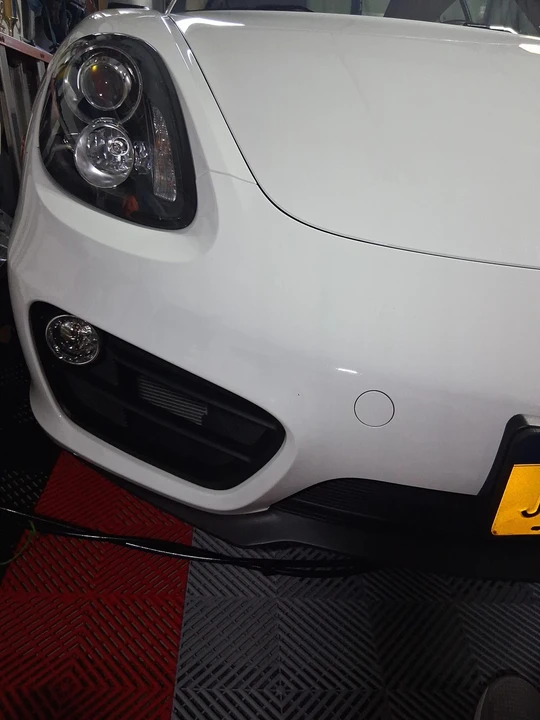 2016 Porsche 981 Cayman - Image 18 of 31