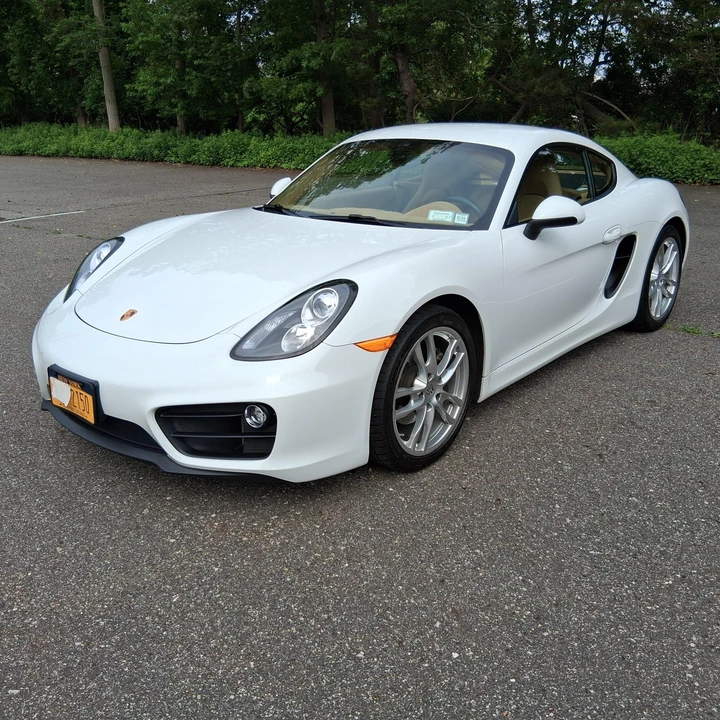 2016 Porsche 981 Cayman - Image 2 of 31