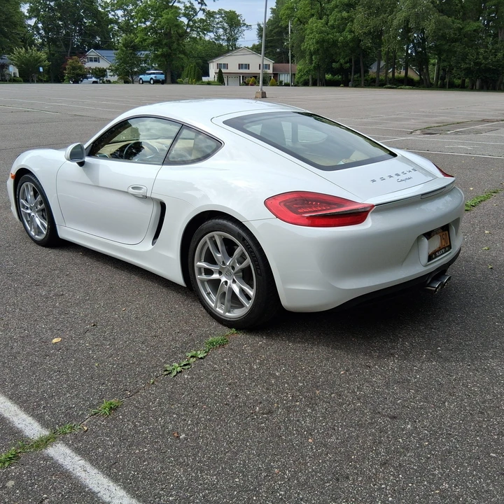 2016 Porsche 981 Cayman - Image 13 of 31