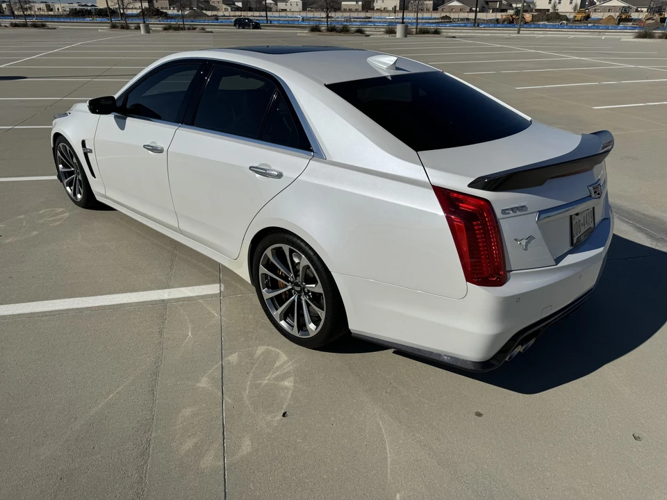 2017 Cadillac CTS-V 3rd Gen - Image 3 of 31