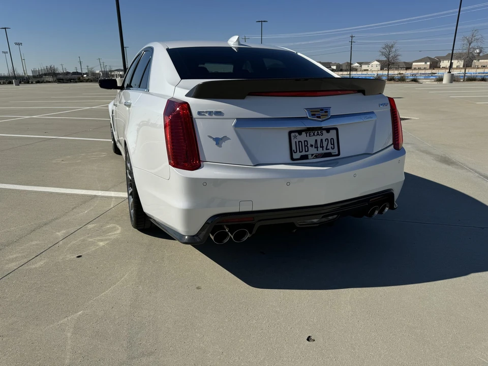 2017 Cadillac CTS-V 3rd Gen - Image 5 of 31