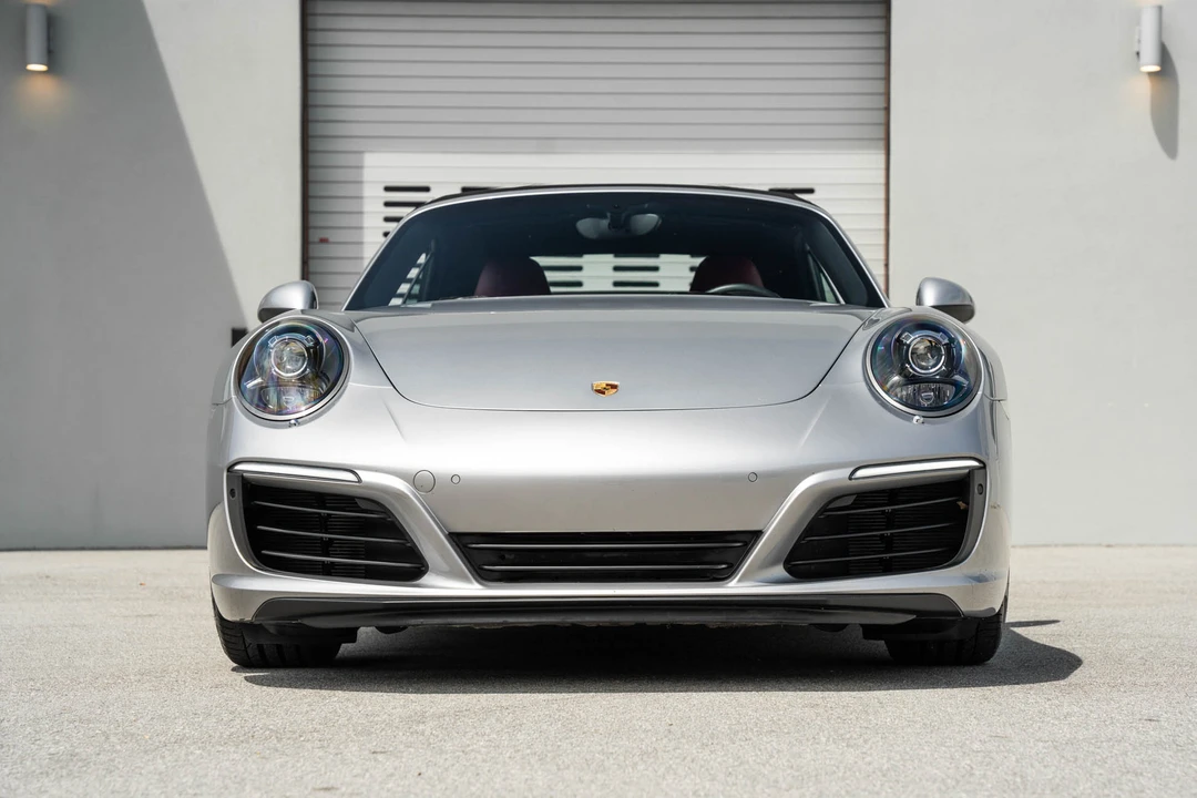 2017 Porsche 991 Carrera - Image 24 of 31