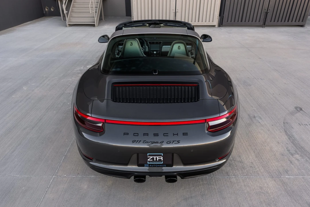 2017 Porsche 991 Carrera GTS - Image 27 of 31