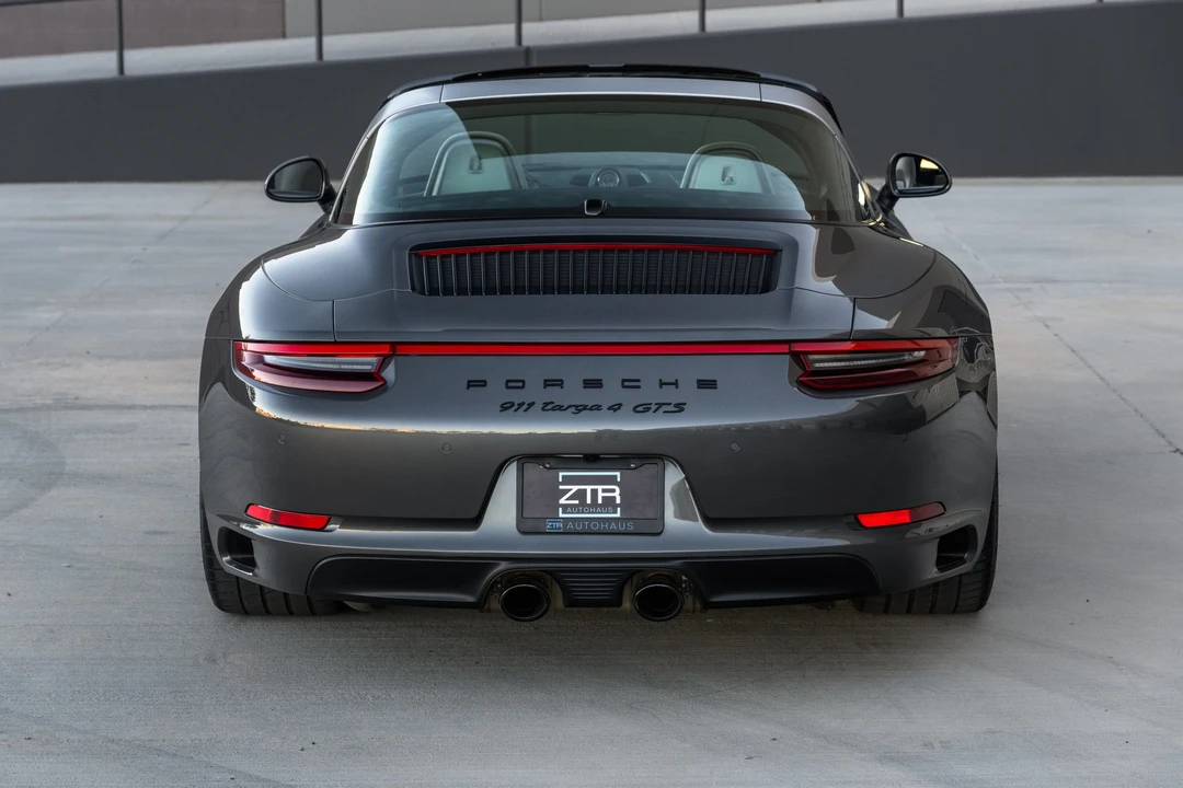 2017 Porsche 991 Carrera GTS - Image 29 of 31