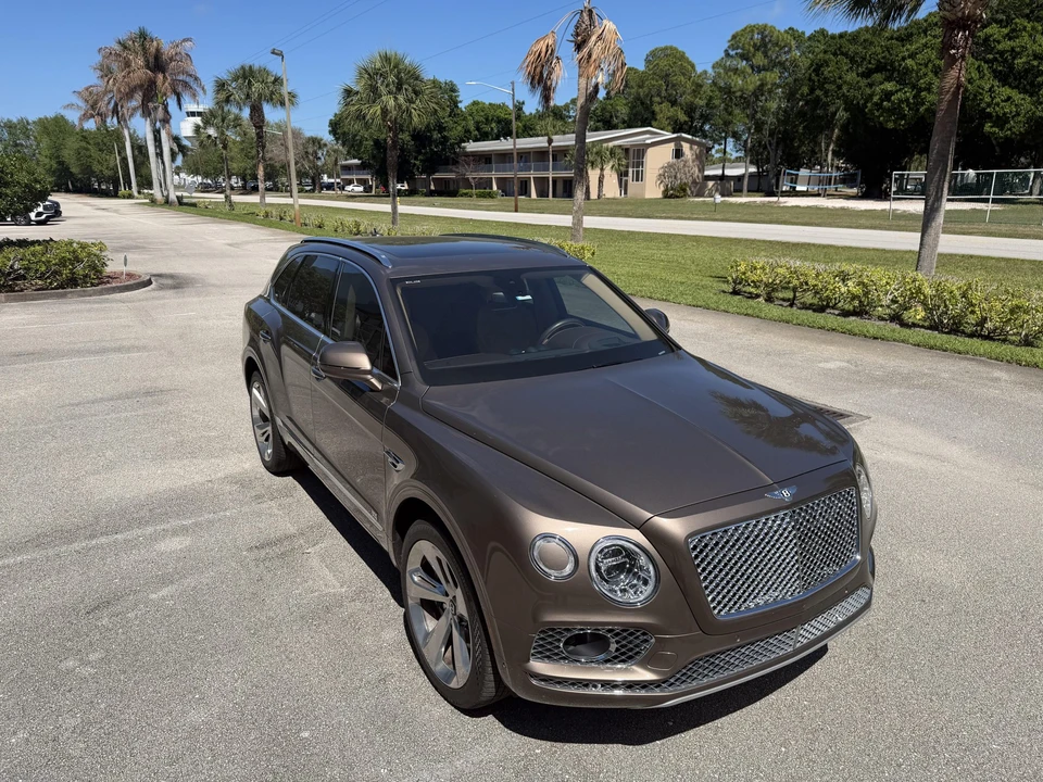 2018 Bentley Bentayga - Image 23 of 31