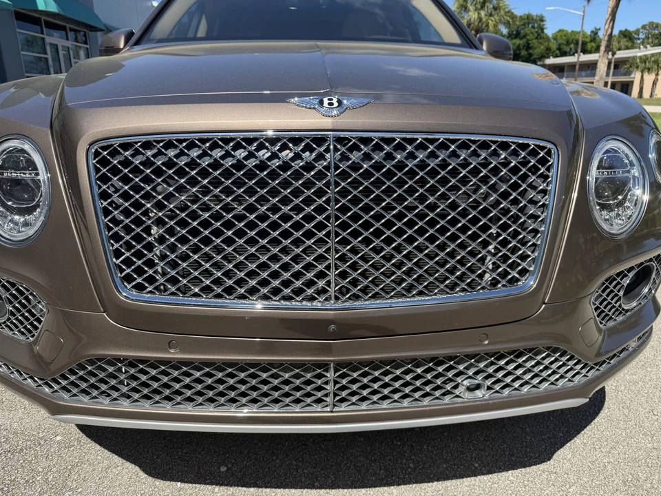 2018 Bentley Bentayga - Image 26 of 31