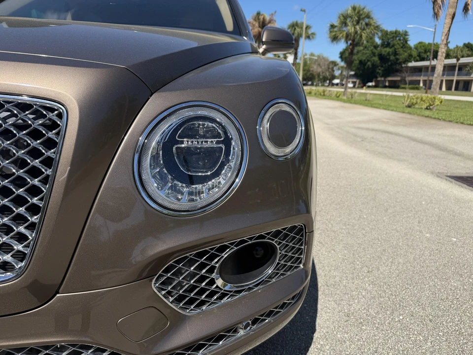 2018 Bentley Bentayga - Image 25 of 31
