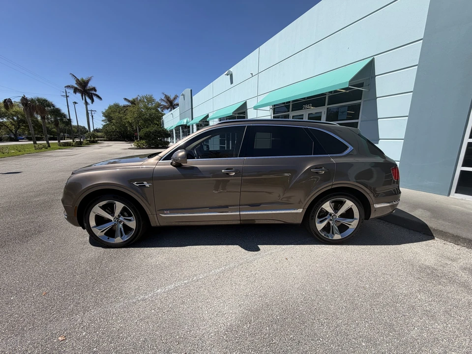 2018 Bentley Bentayga - Image 5 of 31