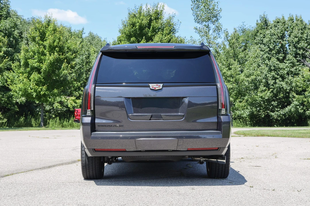 2018 Cadillac Escalade 4th Gen - Image 8 of 31