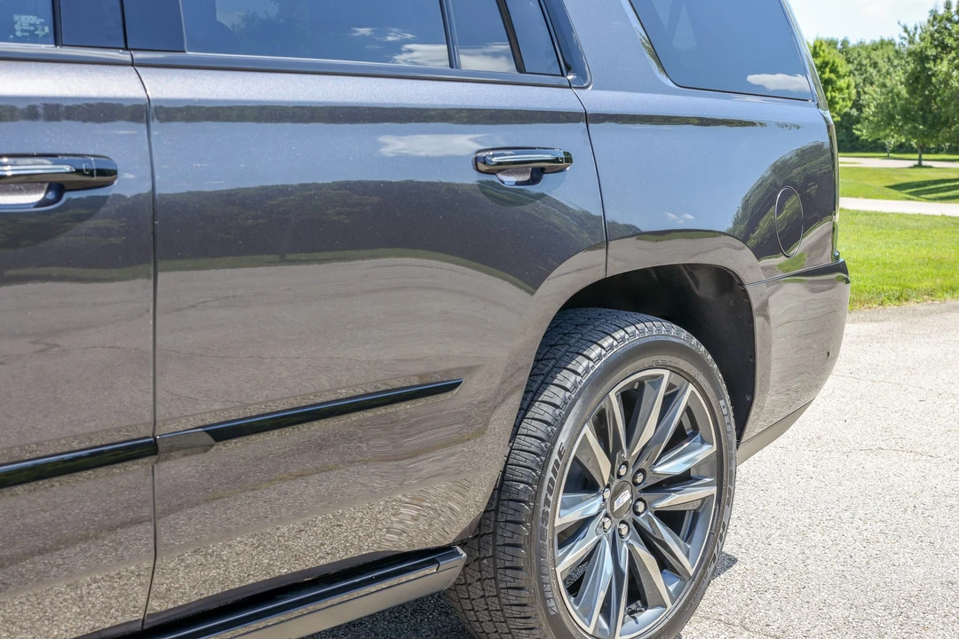 2018 Cadillac Escalade 4th Gen - Image 27 of 31