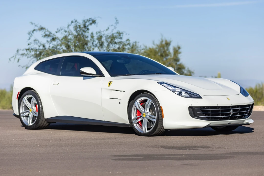 2018 Ferrari GTC4Lusso - Image 5 of 31