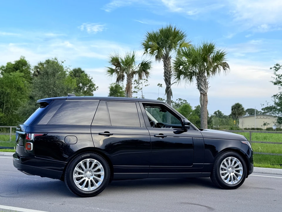 2018 Land Rover Range Rover L405 - Image 9 of 31