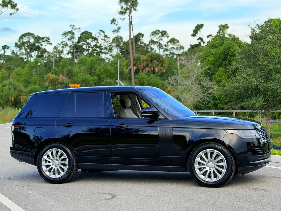 2018 Land Rover Range Rover L405 - Image 12 of 31