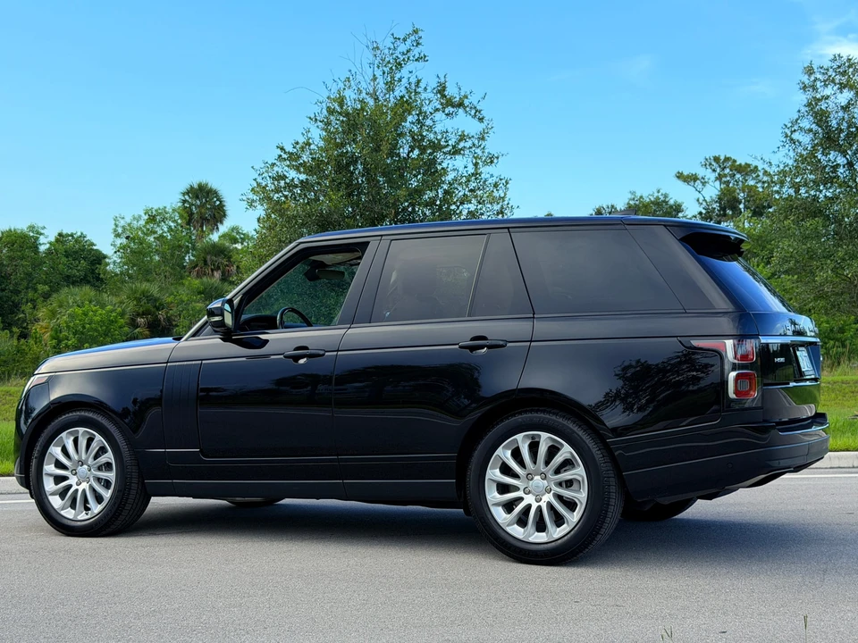2018 Land Rover Range Rover L405 - Image 4 of 31
