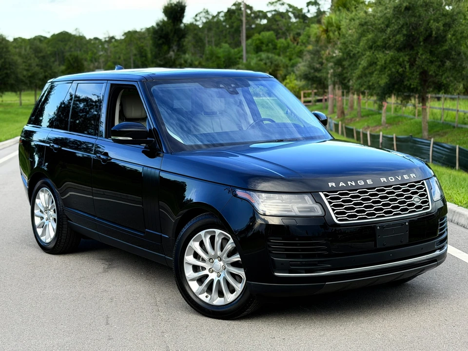 2018 Land Rover Range Rover L405 - Image 17 of 31