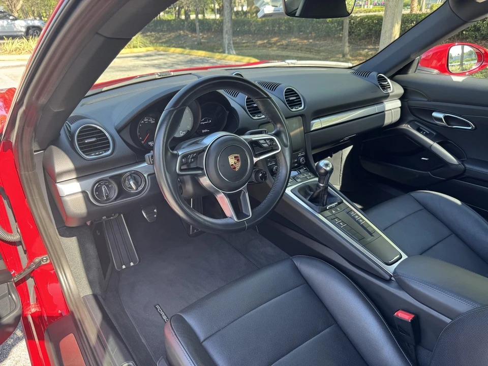 2018 Porsche 718 Cayman S - Image 27 of 31