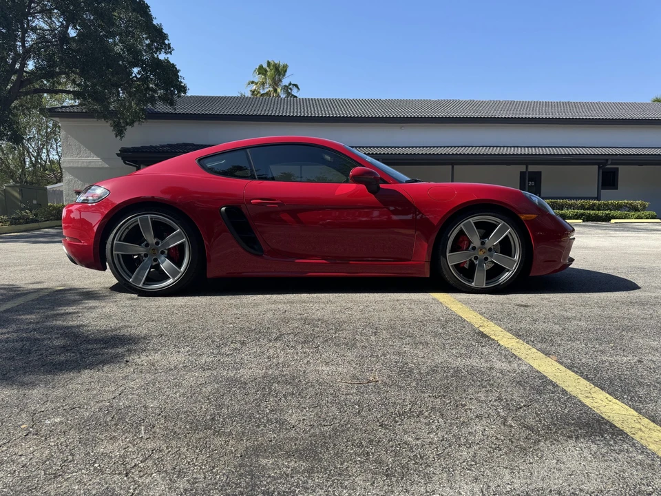 2018 Porsche 718 Cayman S - Image 11 of 31