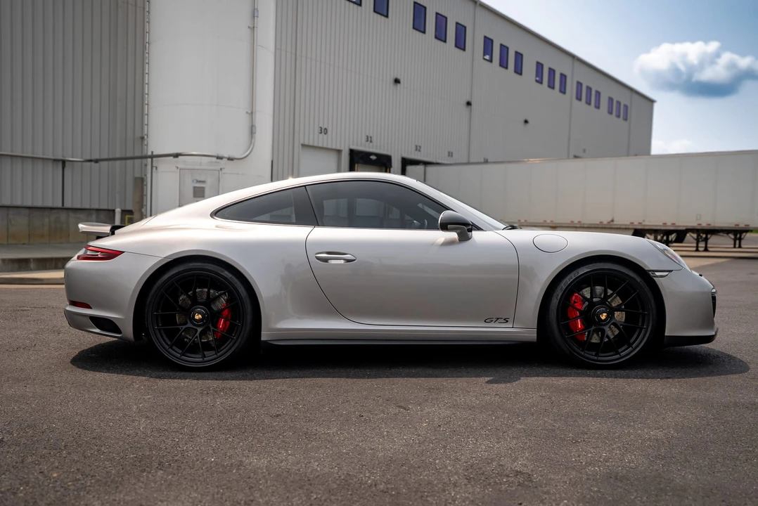 2018 Porsche 991 Carrera GTS - Image 9 of 31