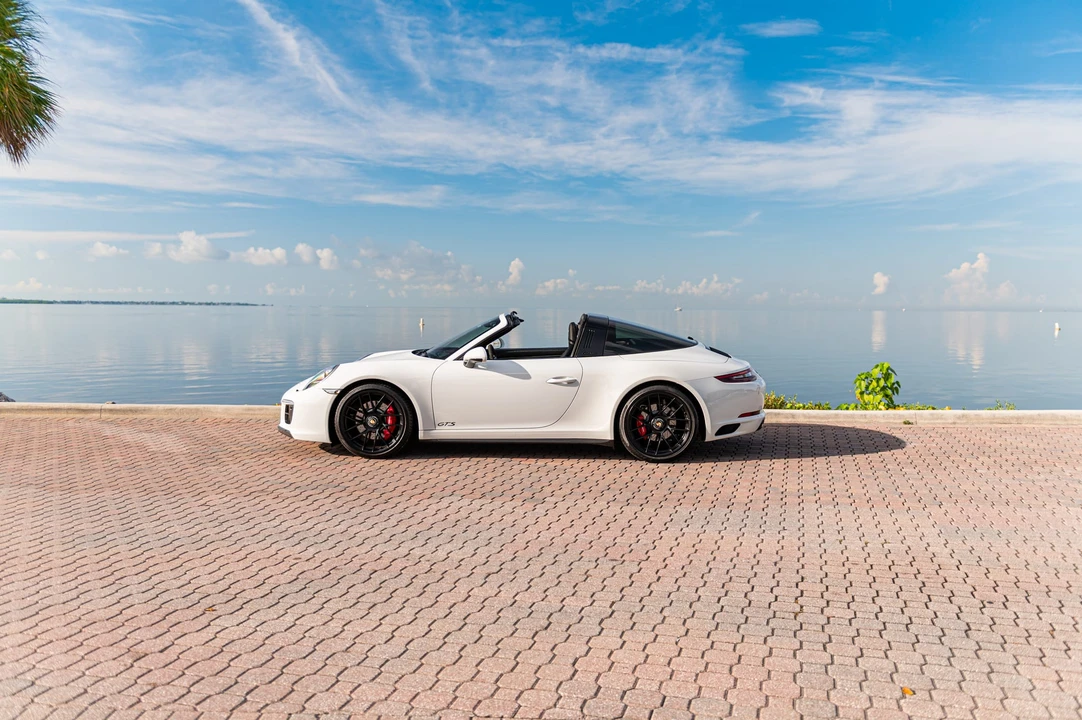 2018 Porsche 991 Targa 4 GTS - Image 7 of 31