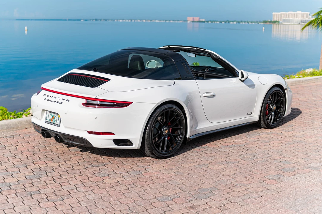 2018 Porsche 991 Targa 4 GTS - Image 18 of 31