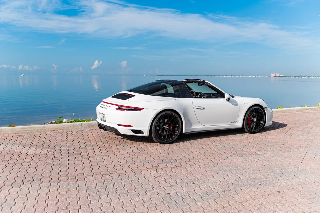 2018 Porsche 991 Targa 4 GTS - Image 19 of 31