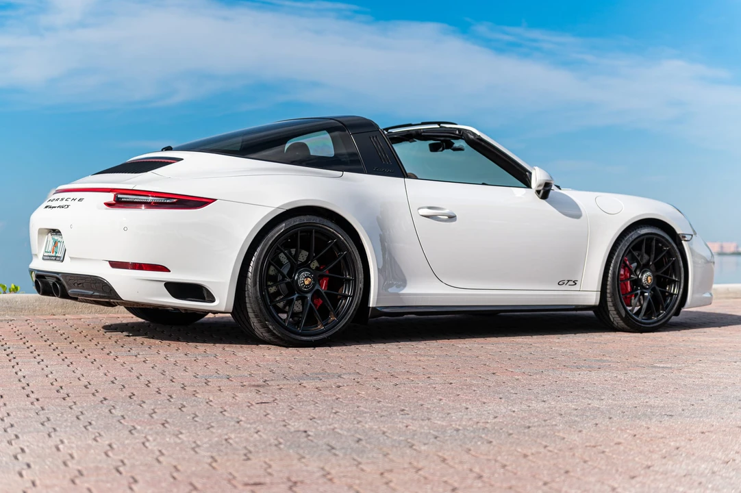 2018 Porsche 991 Targa 4 GTS - Image 21 of 31