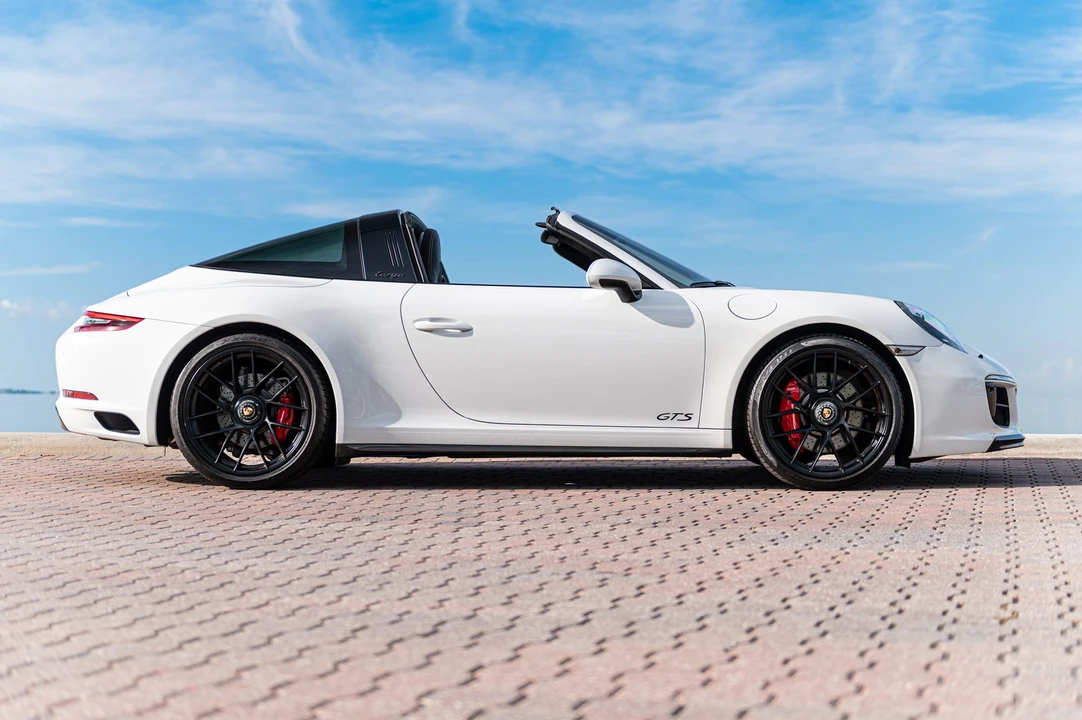 2018 Porsche 991 Targa 4 GTS - Image 24 of 31