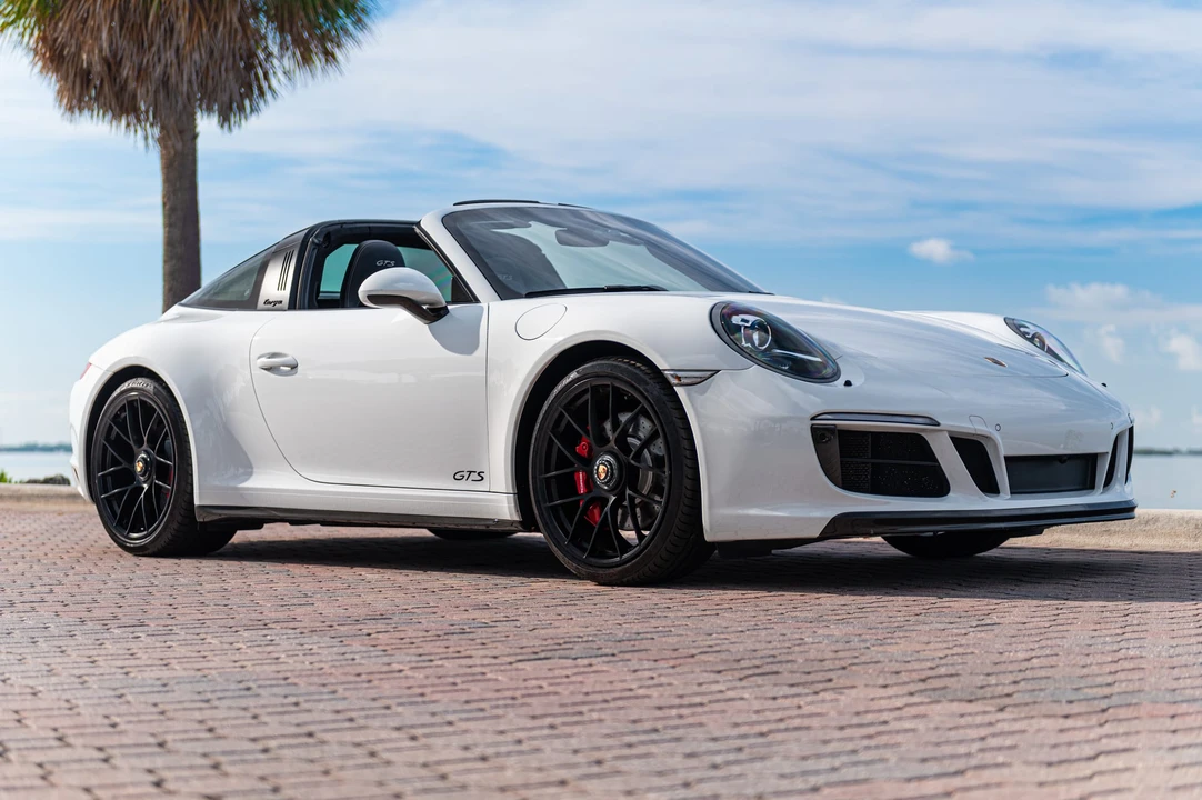2018 Porsche 991 Targa 4 GTS - Image 27 of 31