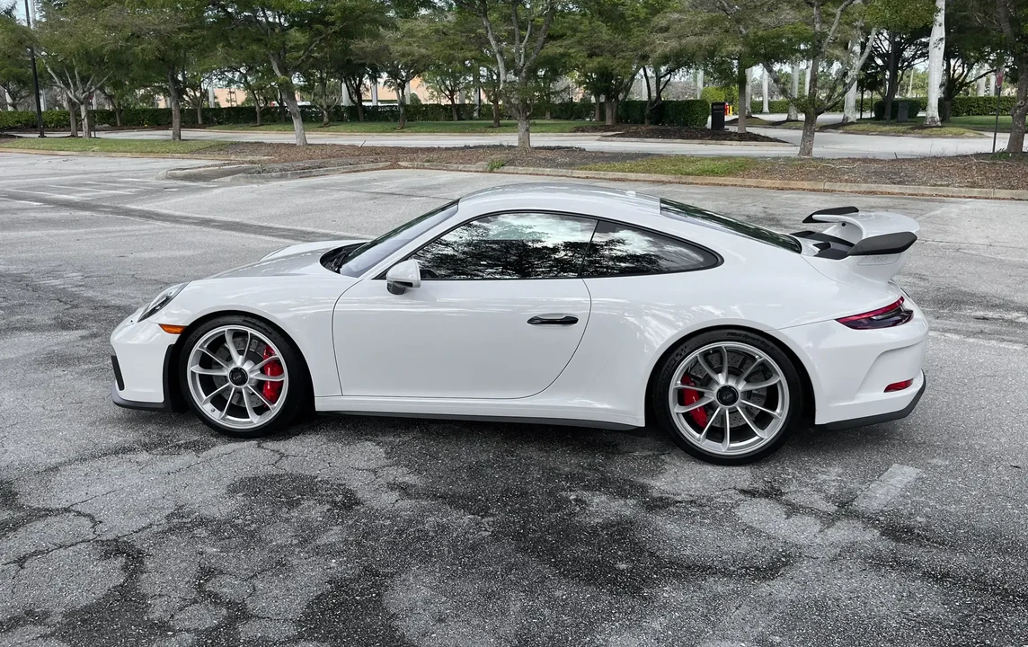 2018 Porsche 991 GT3 - Image 5 of 6