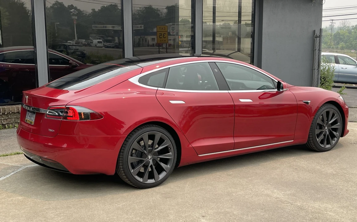 2018 Tesla Model S - Image 13 of 31